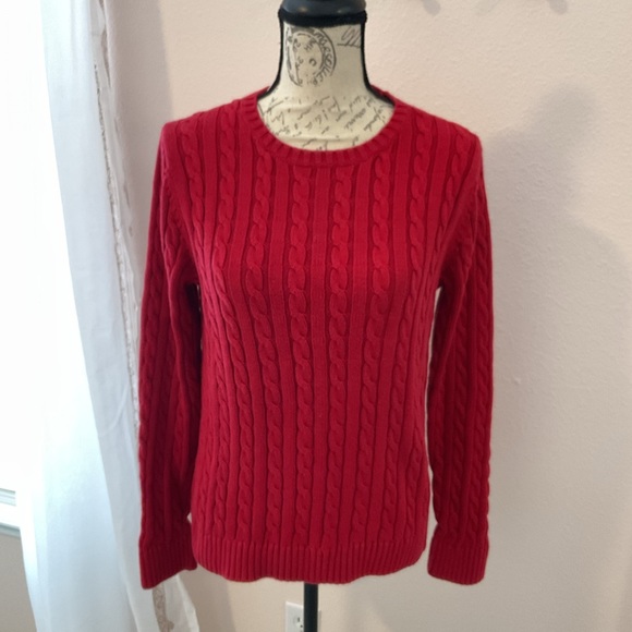 L L Bean red cable knit sweater, great condition, the perfect red. - Picture 4 of 5